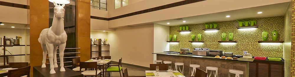 K10 Hotel Вадодара Экстерьер фото