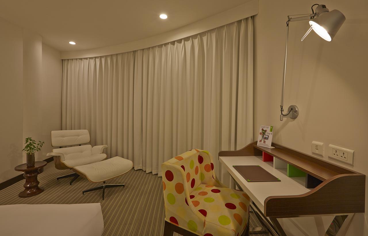K10 Hotel Вадодара Экстерьер фото